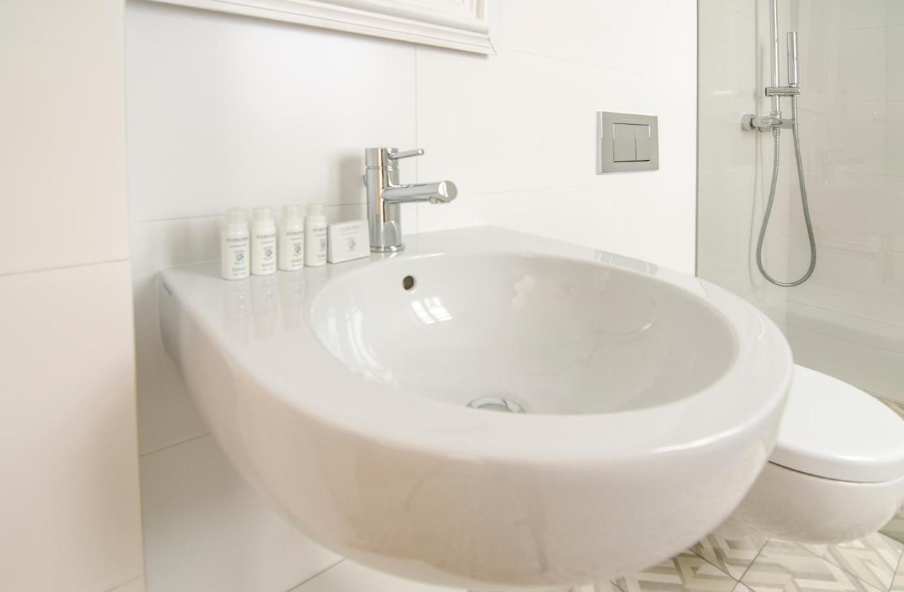 Wishlist Prague Residences - Charles Bridge Karlova מראה חיצוני תמונה
